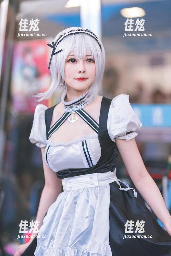 Arty亚缇的网袜：高清图片透出隐约的魅惑