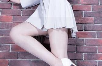 Beautyleg – Vina的裸足独特定制，光影间的温柔与坚定