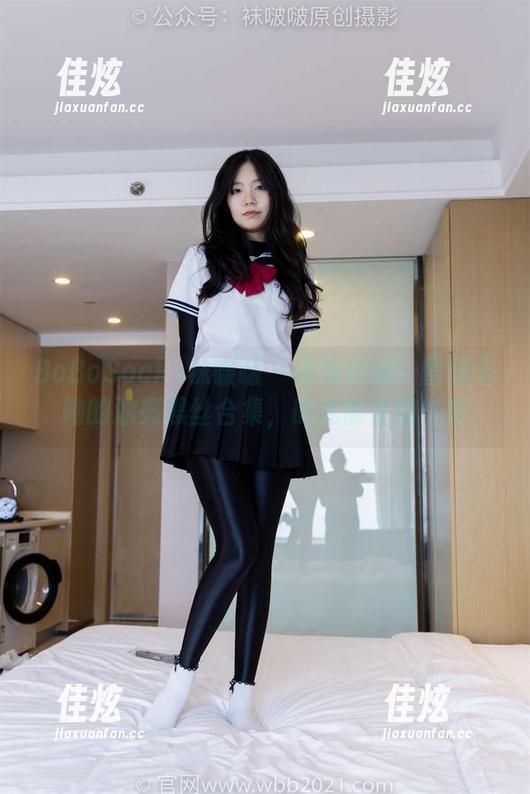 BoBoSocks袜啵啵 - 高清探秘：雪糕与她的油亮黑丝合集，时光静止的美好