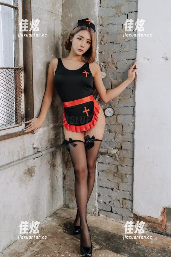 Bomi(普美)的BLUECAKE黑黄配RED，套图合集教你如何变得更迷人！