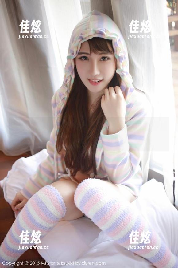 MFStar模范学院 - 文静儿短裤美图精选：她的短裤控，谁能抵挡？