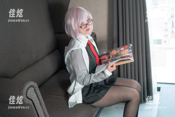 定制专属Mimmi(밈미)兔女郎，图片每一张都像在做梦