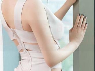 QingDouKe青豆客 – 白一晗的修女，作品里的清净，资源里的小调皮