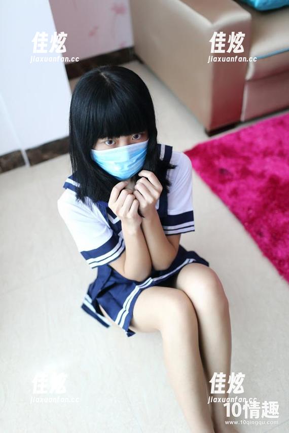 最新图册曝光！ROSI的嫩学妹制服，稚嫩中柔软的气息，仿佛能让人重温那些偷心的瞬间。