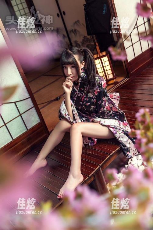 TouTiao头条女神 - 要命了！整套图集，易阳少女的原图真是让人窒息
