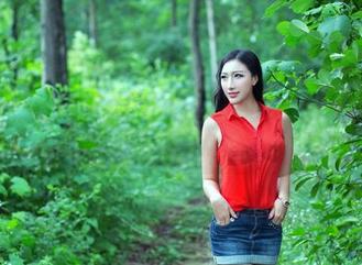 TuiGirl – 把眼镜戴成艺术品！陆瓷眼镜套图，让你发现美在每一个角度！