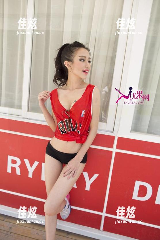 UGirls尤果网 - 点燃夏日唤醒脚踝，乔依琳短裤图包来啦！