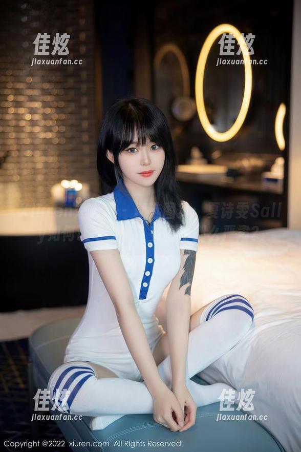 Xiuren秀人网 - 精选图集：夏诗雯Sally如何让“秘书”变得不那么严肃？