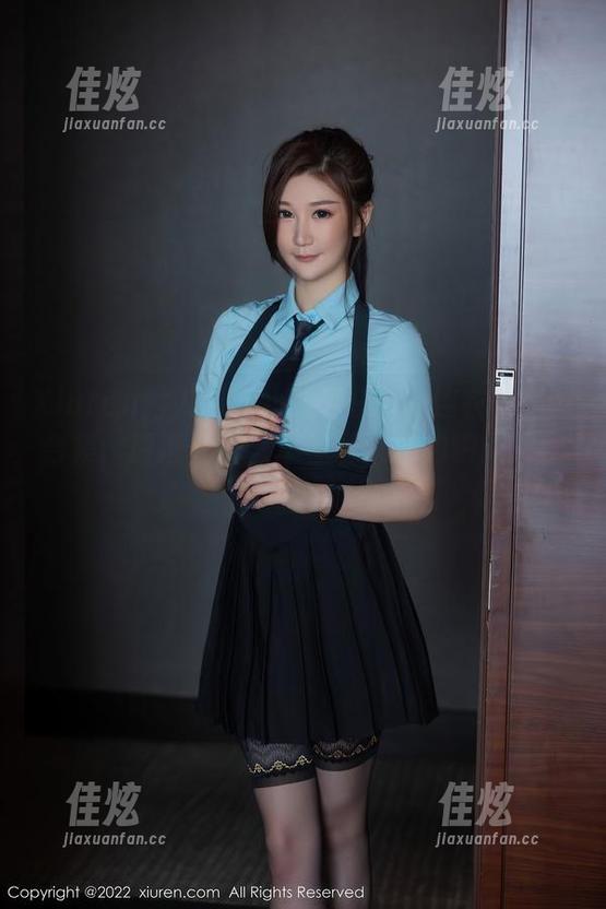 Xiuren秀人网 - 小海臀Rena连衣裙美图合集：请准备好，幸福感满溢的瞬间即将到来。