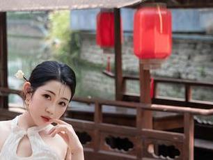 Xiuren秀人网 – 定制专属：米妮大萌萌姐姐的图片到底有多吸引人？