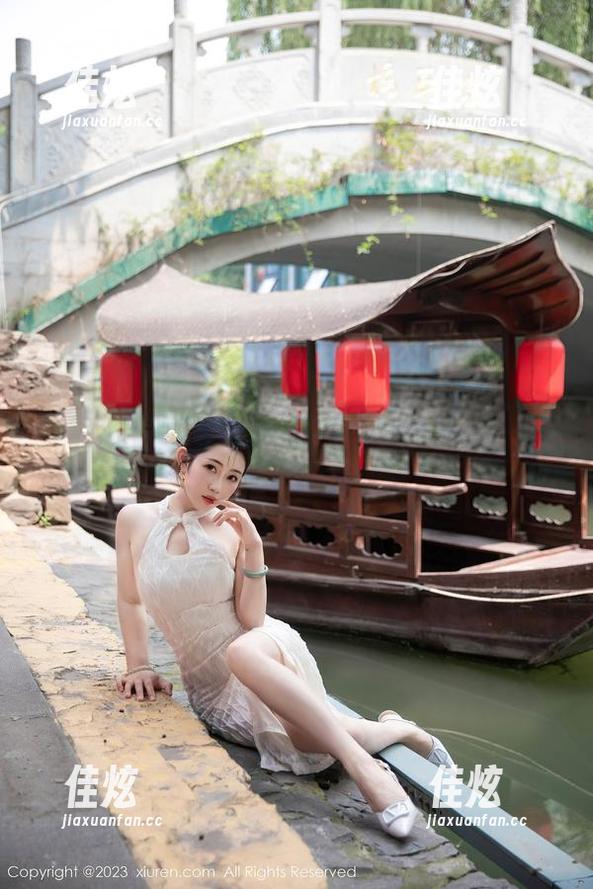 Xiuren秀人网 - 定制专属：米妮大萌萌姐姐的图片到底有多吸引人？