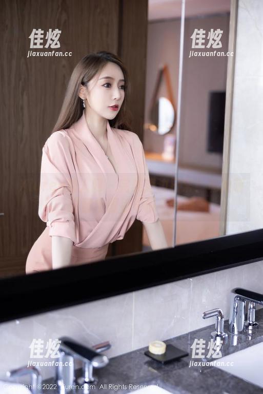 Xiuren秀人网 - 完美海边日常！私拍萌白酱全图包不仅是美照