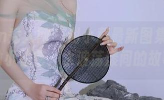 Xiuren秀人网 – 谢小蒽最新图集：浴室里的小秘密，水波荡漾间的故事！