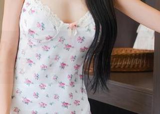 Xiuren秀人网 – 从图库走进顾奈奈的少女世界：写真里的二次元气息