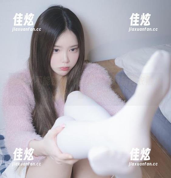 你绝对不能错过Yuka(유카)最新内衣照片，轻轻一瞥就上瘾了。