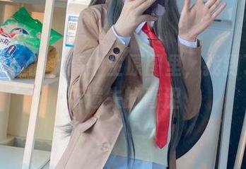 在at鲨鱼的女高中生原图里，找到了那些年遗失的青涩