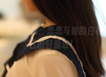 rosi – 高清下载：恋恋与她的白衬衫，春日的轻盈感！