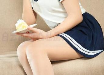 丽柜 – 白云的甜心私房：诗意与挑逗并存