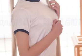 九曲Jean私拍夏天：图片背后的躁动与宁静