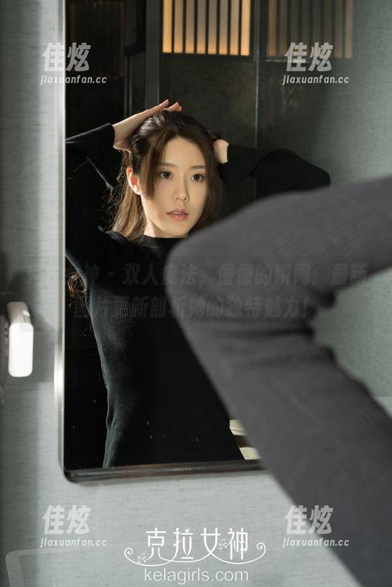 克拉女神 - 双人魔法，僮僮的瞬间：最新图片更新剖析她的独特魅力！