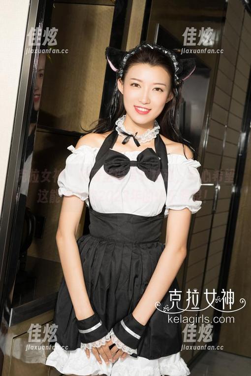 克拉女神 - 杨暖圣诞写真精选，真心希望这能成为你2023年的快乐源泉！