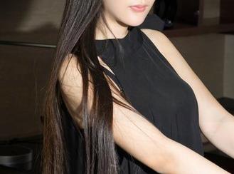 克拉女神 – 定制写真说到底就是为了遇见落落的清纯，哈哈哈你信不信？