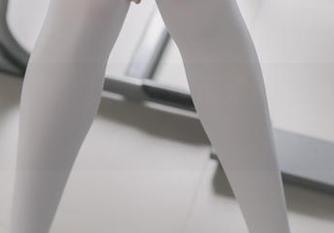 福利风暴中，兔玩映画带来的黄昏裸腿写真
