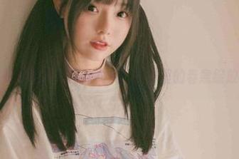 六味帝皇酱与樱花女友，写真里的春意绽放！