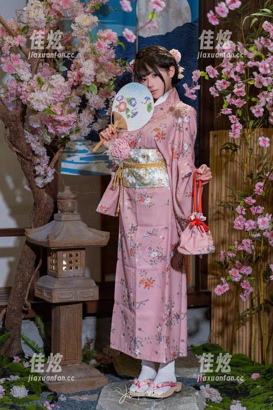 超清咬一口兔娘眼镜合集——不只是一副眼镜，还有无限美图等着你！