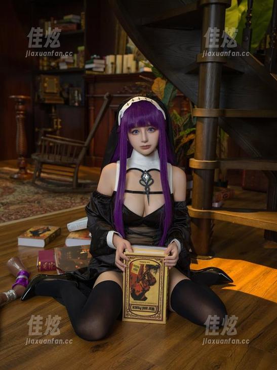 肆意妄为的最新写真，失眠小宁的裤里丝故事—原图