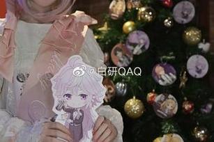 妖君白研丝袜写真：小心，这组套图可能会让你心跳加速！
