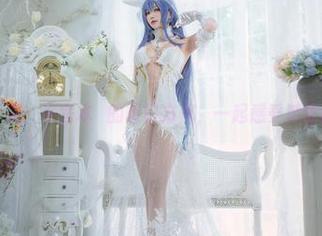 套图不止于美：来宫本桜的明日方舟，一起感受鸿雪的轻柔吧！