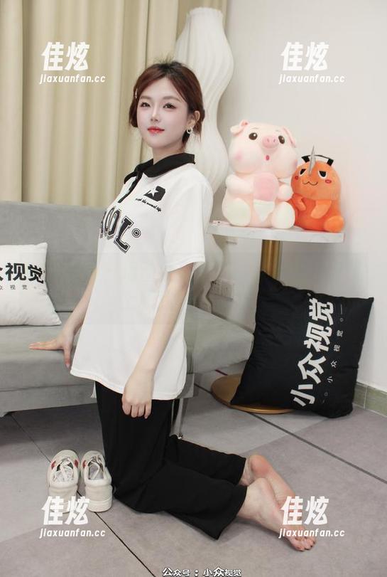 小众视觉 - 运动系列合集：惠子在跑步机上和我一起努力！