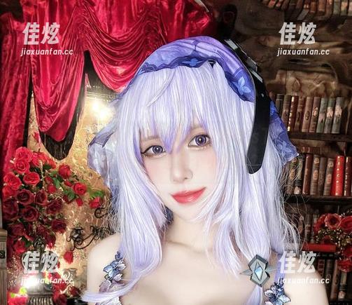 穿上皮衣的瞬间，小空sora开启cos下载新篇章，谁还敢说这是个小故事？