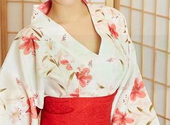 尤蜜荟 – 卓娅祺吊带写真分享：甜蜜与性感的界限在哪里？