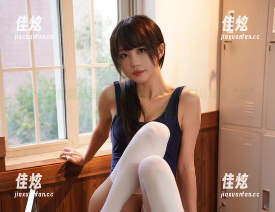 办公室里的隐形无影喵喵：高清合集，职场攻略“猫”式出击，出奇制胜！