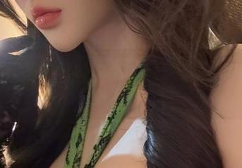 微密圈 – 无欲无求的推土君蕾丝吊带丝袜连体衣：让你想起夏天的每个闪光瞬间！