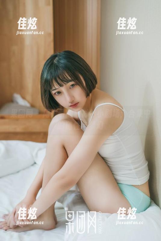 果团网 - 周大萌的白衬衫小剧场：合集中的随性与梦幻