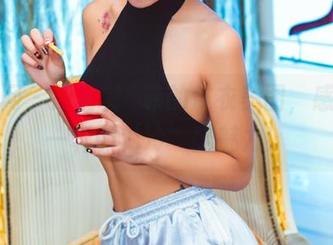 果团网 – 跟着龚玥菲的皮衣美图，感受不一样的‘冷’酷魅力！