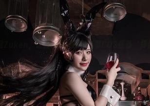 今年的柘烟Zuken，让我们用美图和柴郡COS感受‘摔倒’的艺术！