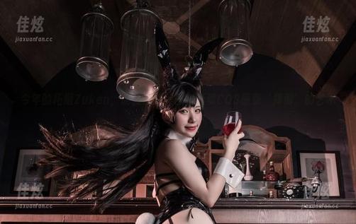 今年的柘烟Zuken，让我们用美图和柴郡COS感受‘摔倒’的艺术！