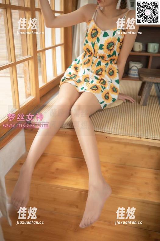 梦丝女神 - 晓晓的蕾丝女仆高清在线：轻嗅那蕾丝的气息，真想扑上去感受一下！