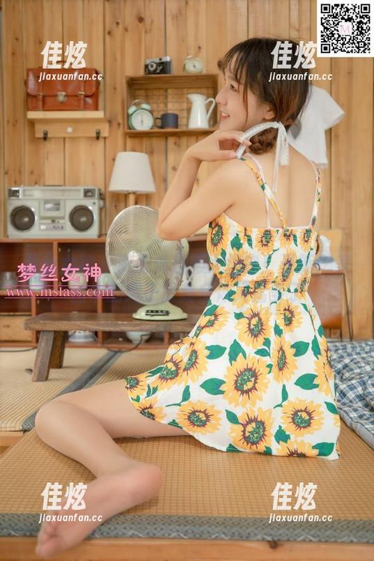 梦丝女神 - 璇璇体操服大揭密！更新：美图中的绳子比我身体灵活多了