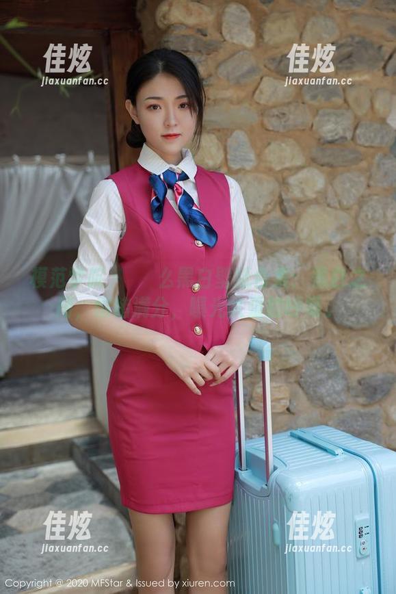模范学院 - 婠婠么黑白壁纸合集：黑白之间，情绪满分，曝光太重的呼吸。