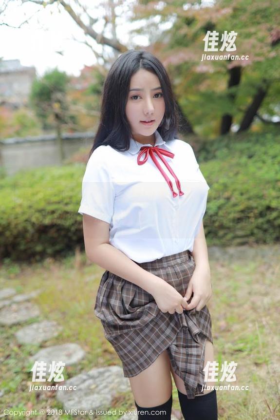 模范学院 - “浴缸里的朱可儿Flower：水光潋滟，动人心弦”—高清图片作品
