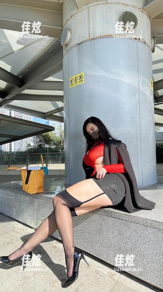 微密圈 - 水蜜桃米米：无圣光少女的日常，美图瞬间勾起回忆