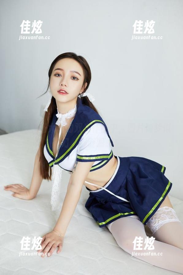在洛丽塔大哥的双人作品中，图片如梦似幻，别眨眼哦！