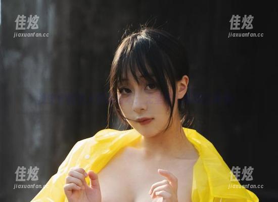 浅安安的双人作品绘本：无圣光也能如此娇俏！