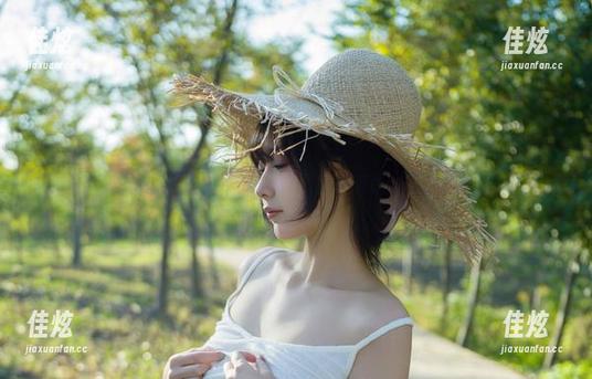 浅安安的椰奶图集——这夏日的清凉，不容错过！