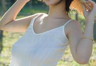 浅安安的学妹写真集，原图让每一个瞬间都变得像梦一样！